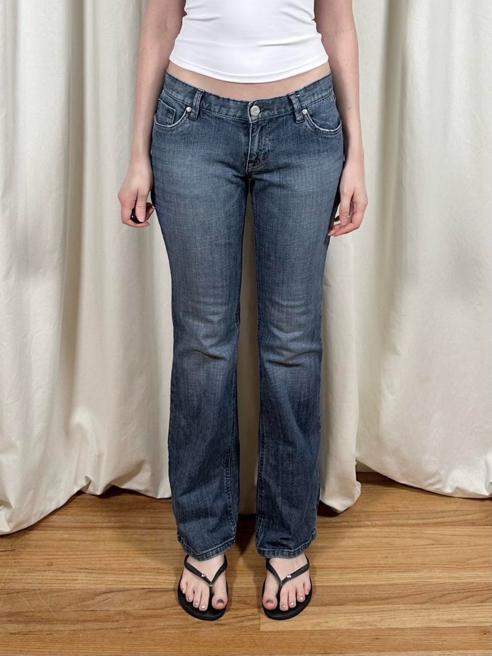 Mossimo Low Rise Bootcut Jeans - Picture 2 of 8